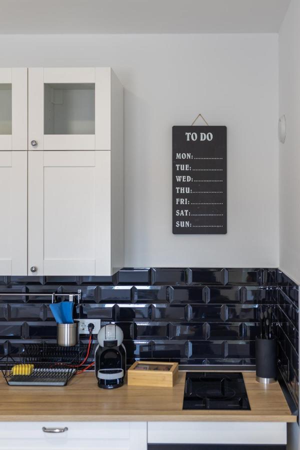Apartment Agostini - Self Check-in - Gated Parking On Site